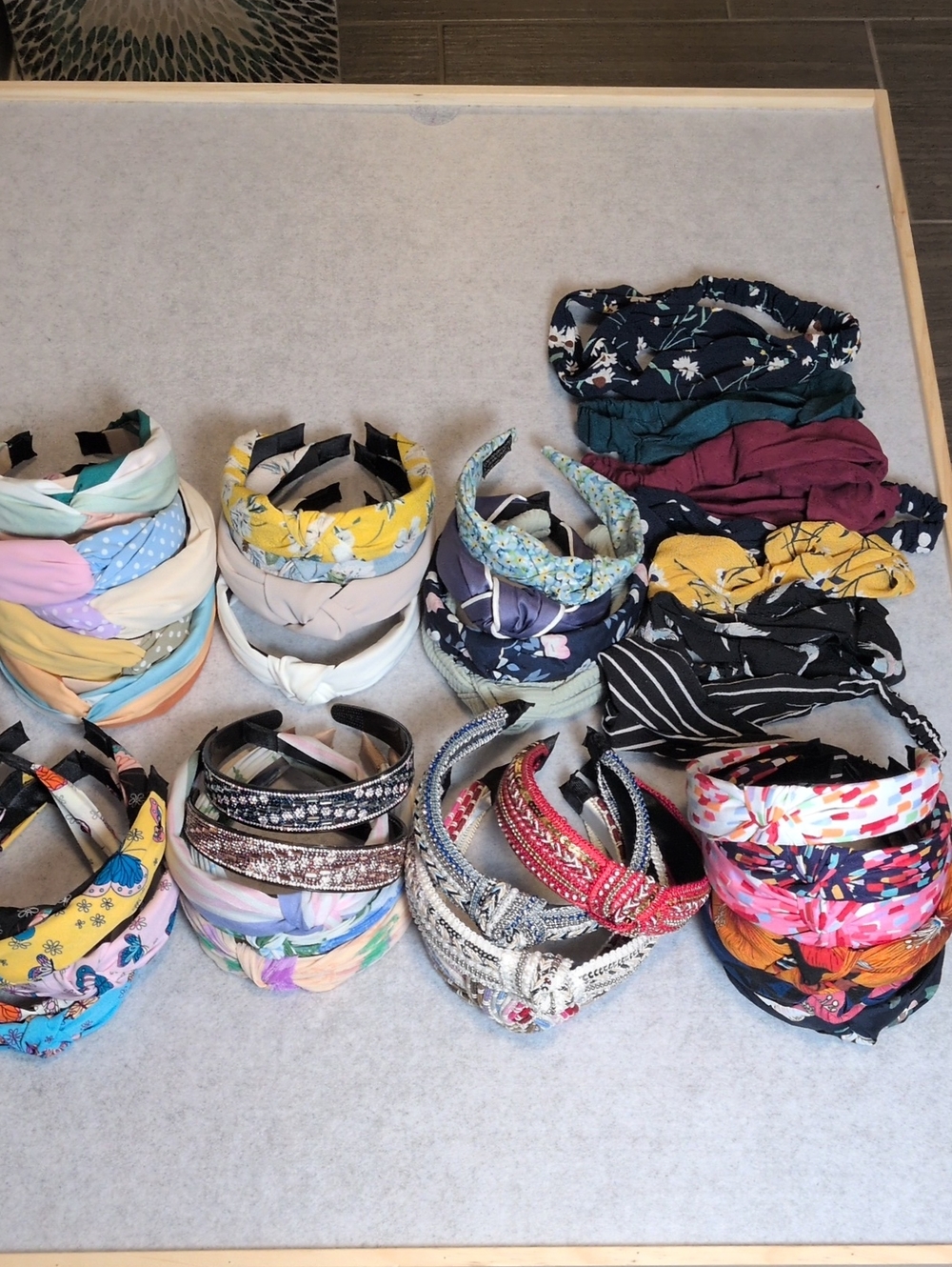 40 Assorted Women’s Fabric Headbands - New without Tags